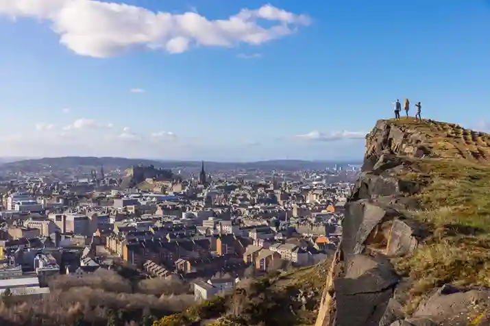 Viaggiare a poco prezzo a Edimburgo