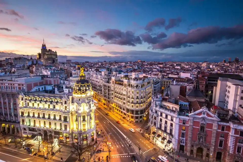 Viaggiare a poco prezzo a Madrid