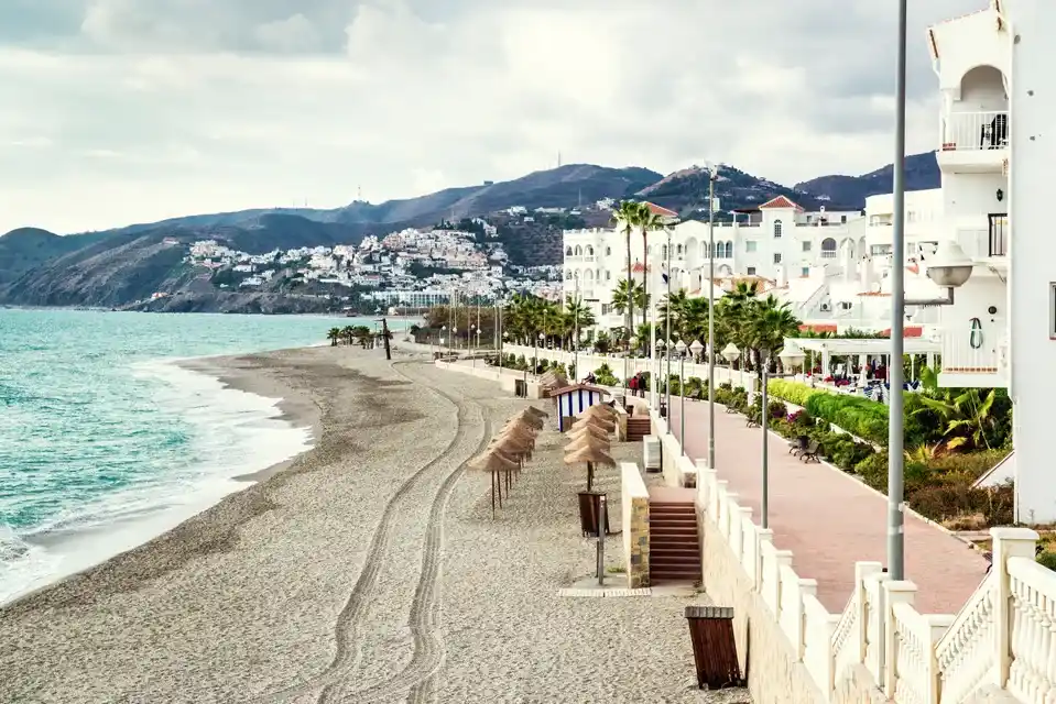 Viaggiare a poco prezzo a Malaga