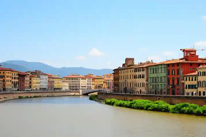 Viaggiare a poco prezzo a Pisa