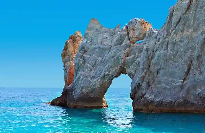 Viaggiare a poco prezzo a Skiathos