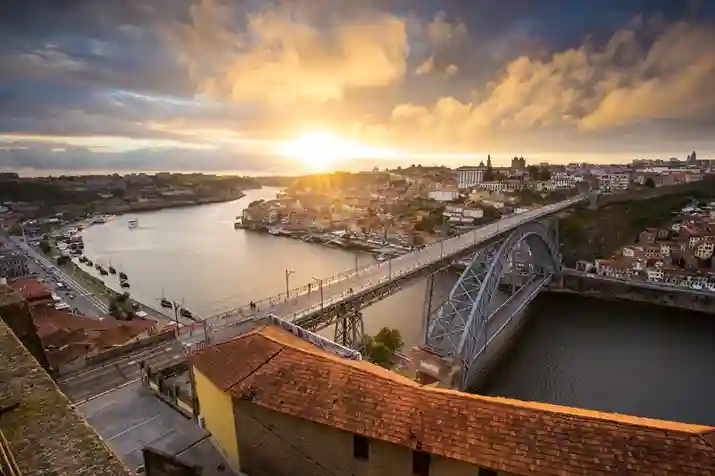 Viaggiare a poco prezzo a OPorto